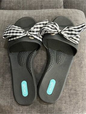 OKA b. Black Slide Sandals with Gingham Bow Accent